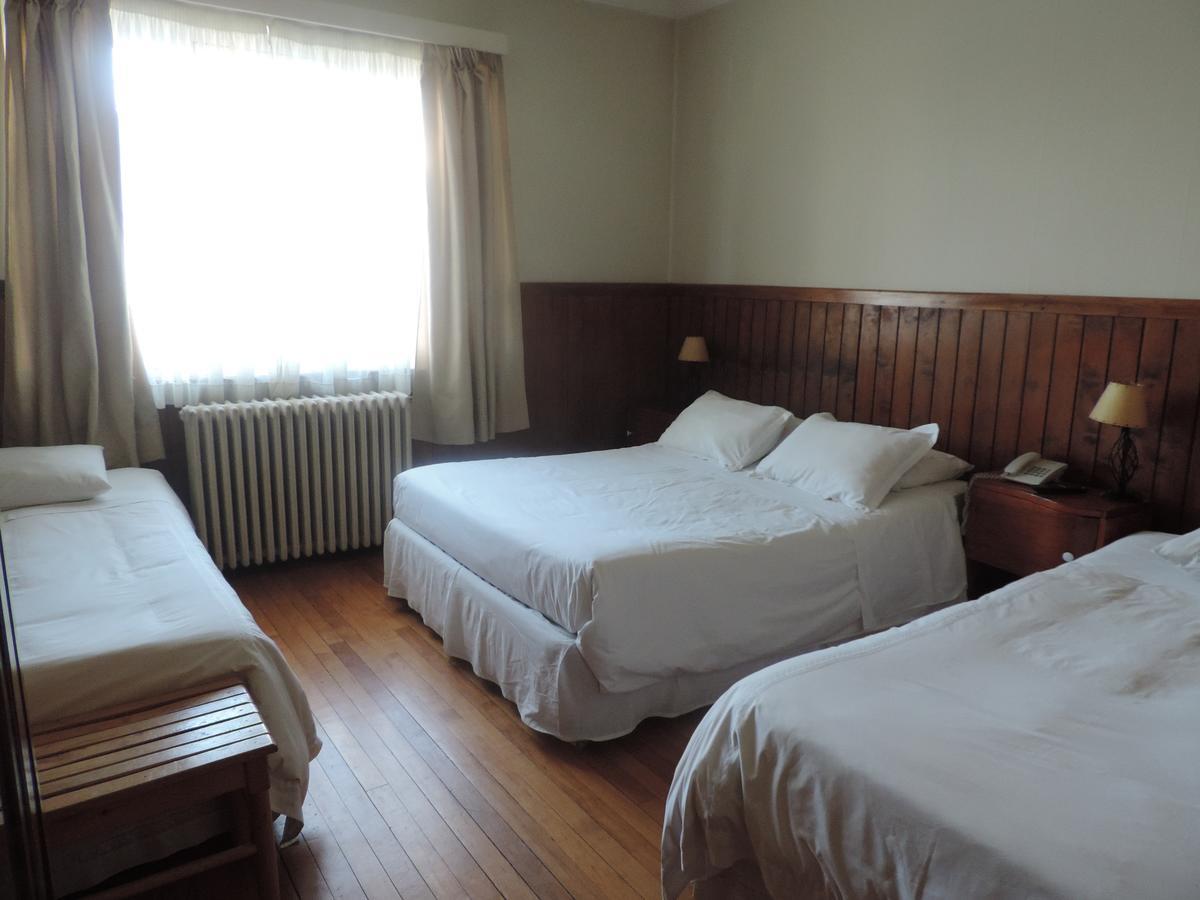Hostal Oro Fueguino Punta Arenas Exterior photo